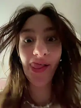 Violet Velvet online show from 18, 6, 2026