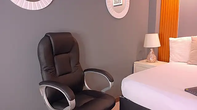 Snapshot of Juliana_Valencian chatting on 25, 6, 2026 Juliana Valencian online show from 25, 6, 2026