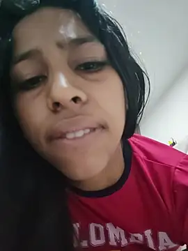 Snapshot of candylatina21 chatting on 22, 6, 2026 candylatina21 online show from 22, 6, 2026