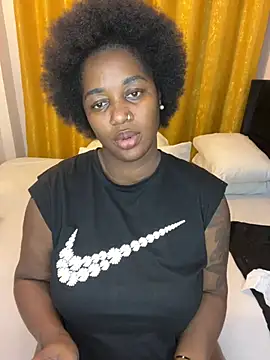 Snapshot of Honeylust26 chatting on 28, 7, 2026 Honeylust26 online show from 28, 7, 2026