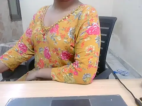 Snapshot of Bold-Divya1 chatting on 28, 7, 2026 Bold-Divya1 online show from 28, 7, 2026