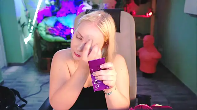 Snapshot of stellawatts chatting on 20, 6, 2026 stellawatts online show from 20, 6, 2026