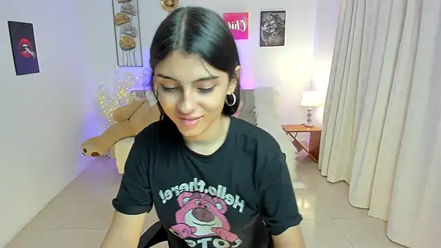Susy Doll1 online show from 23, 6, 2026