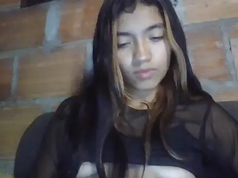 Snapshot of canelita0510 chatting on 18, 6, 2026 canelita0510 online show from 18, 6, 2026