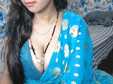 NottyMomo online show from 13, 7, 2026