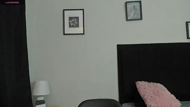 Snapshot of Sara_B chatting on 28, 6, 2026 Sara B online show from 28, 6, 2026