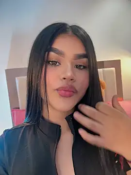 Snapshot of Renata_rouss chatting on 24, 6, 2026 Renata rouss online show from 24, 6, 2026