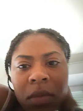 Snapshot of la_manzana chatting on 17, 6, 2026 la manzana online show from 17, 6, 2026