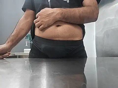 brownskinbull1 online show from 10, 7, 2026