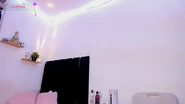 hellokitty900 online show from 19, 7, 2026