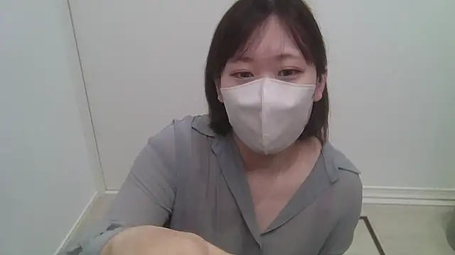 saki cute online show from 6, 7, 2026