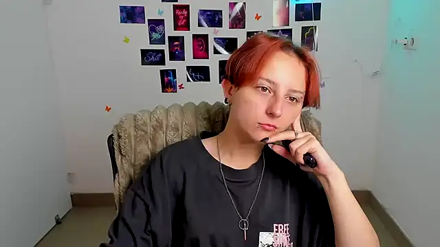 Dilara Kiss  online show from 4, 7, 2026