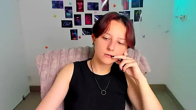 Dilara Kiss  online show from 23, 7, 2026