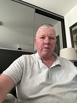 Snapshot of cumboy chatting on 20, 4, 2026 cumboy online show from 20, 4, 2026