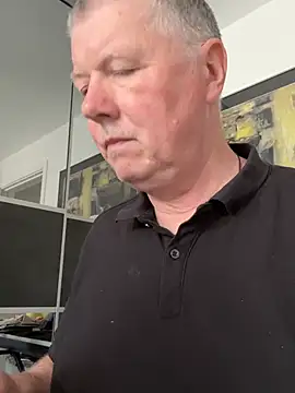 Snapshot of cumboy chatting on 11, 5, 2026 cumboy online show from 11, 5, 2026