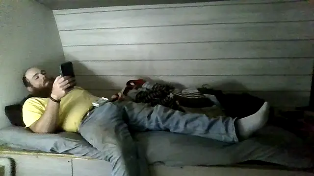 Snapshot of ThisGuy42o chatting on 15, 7, 2026 ThisGuy42o online show from 15, 7, 2026