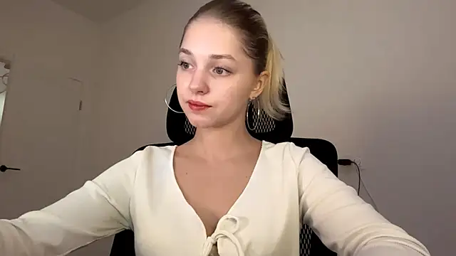EveryoneEve online show from 29, 7, 2026