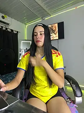 Lesly Cute  online show from 19, 6, 2026