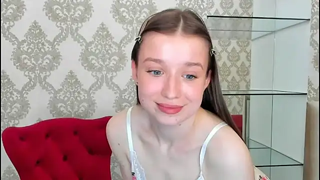 Snapshot of michelle_blus chatting on 4, 7, 2026 michelle blus online show from 4, 7, 2026
