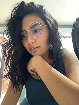 Velvet Mysstic online show from 13, 7, 2026