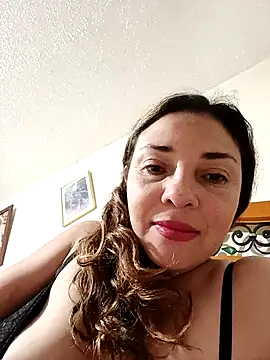 Snapshot of Angelika_Clauss chatting on 3, 7, 2026 Angelika Clauss online show from 3, 7, 2026