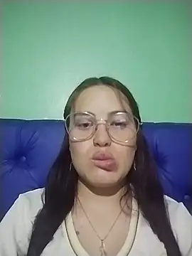 Snapshot of Emma-Stt chatting on 17, 6, 2026 Emma-Stt online show from 17, 6, 2026