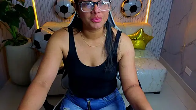 sarah bay tx online show from 21, 6, 2026