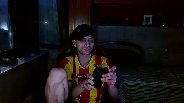 latino with hard cock online show from 17, 6, 2026