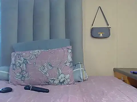 Snapshot of SexiestChocolate chatting on 7, 7, 2026 SexiestChocolate online show from 7, 7, 2026