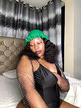 Snapshot of Pretty_Mariiie chatting on 18, 6, 2026 Pretty Mariiie online show from 18, 6, 2026