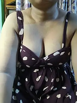 sexy-pari8 online show from 16, 7, 2026