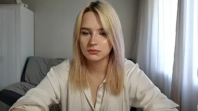 BloomMoon online show from 5, 7, 2026