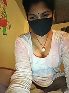 Snapshot of __Cutie_ chatting on 7, 7, 2026 Cutie online show from 7, 7, 2026