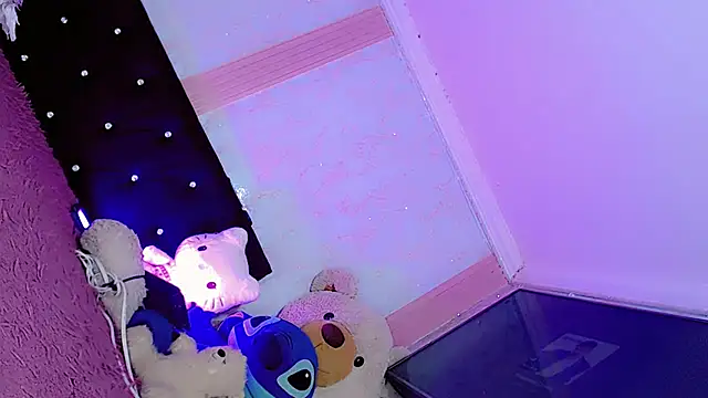 HeidiVanessa online show from 26, 7, 2026