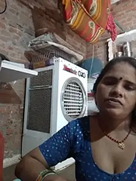 Hot shiri online show from 9, 8, 2026