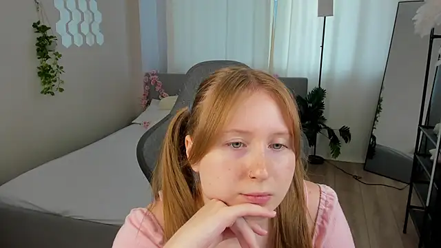 LiliTiny online show from 27, 7, 2026