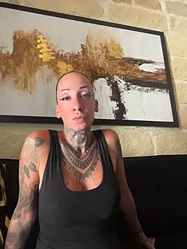 Snapshot of inked_up_jade chatting on 29, 6, 2026 inked up jade online show from 29, 6, 2026