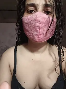 Snapshot of Xoogril chatting on 4, 7, 2026 Xoogril online show from 4, 7, 2026