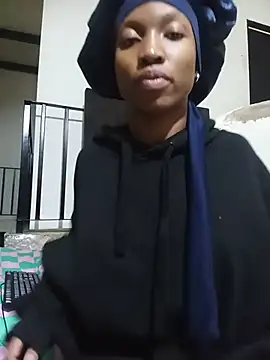 creamyslender23 online show from 2, 8, 2026