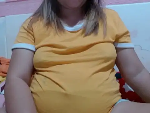 SweetPreggyElena online show from 21, 6, 2026