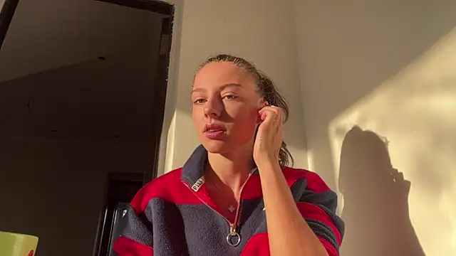 Monicaqte online show from 20, 7, 2026