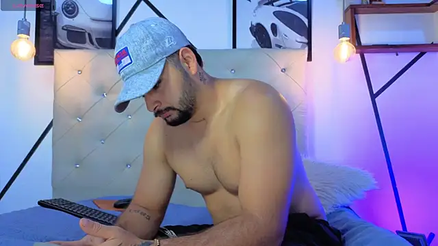 Snapshot of Andres_fire chatting on 10, 7, 2026 Andres fire online show from 10, 7, 2026