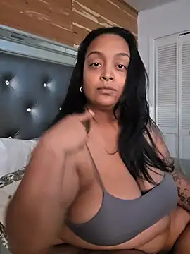 Snapshot of Julia31BBW chatting on 24, 6, 2026 Julia31BBW online show from 24, 6, 2026