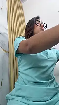 babysaritaa online show from 26, 6, 2026
