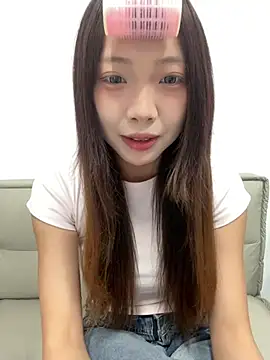 Snapshot of YY-1-1-1 chatting on 28, 7, 2026 YY-1-1-1 online show from 28, 7, 2026