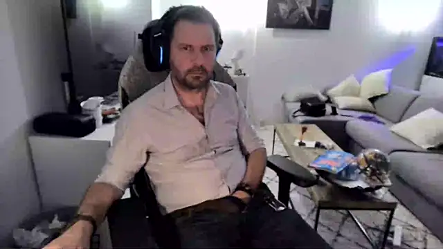 Snapshot of pc92160 chatting on 28, 7, 2026 pc92160 online show from 28, 7, 2026