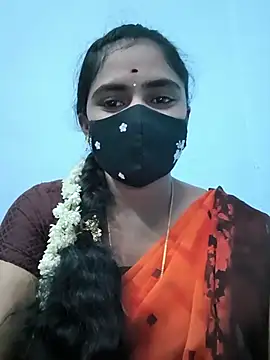 Snapshot of Megavarthinii chatting on 5, 8, 2026 Megavarthinii online show from 5, 8, 2026