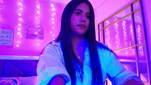 Snapshot of luna_connors chatting on 23, 6, 2026 luna connors online show from 23, 6, 2026
