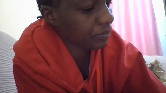 Snapshot of Savannah_Leex chatting on 13, 7, 2026 Savannah Leex online show from 13, 7, 2026
