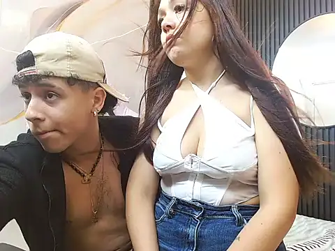 kitty queensex18 online show from 24, 6, 2026
